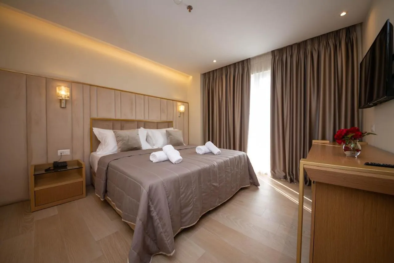 Merar Hotel Golem   Golem (Tirana)