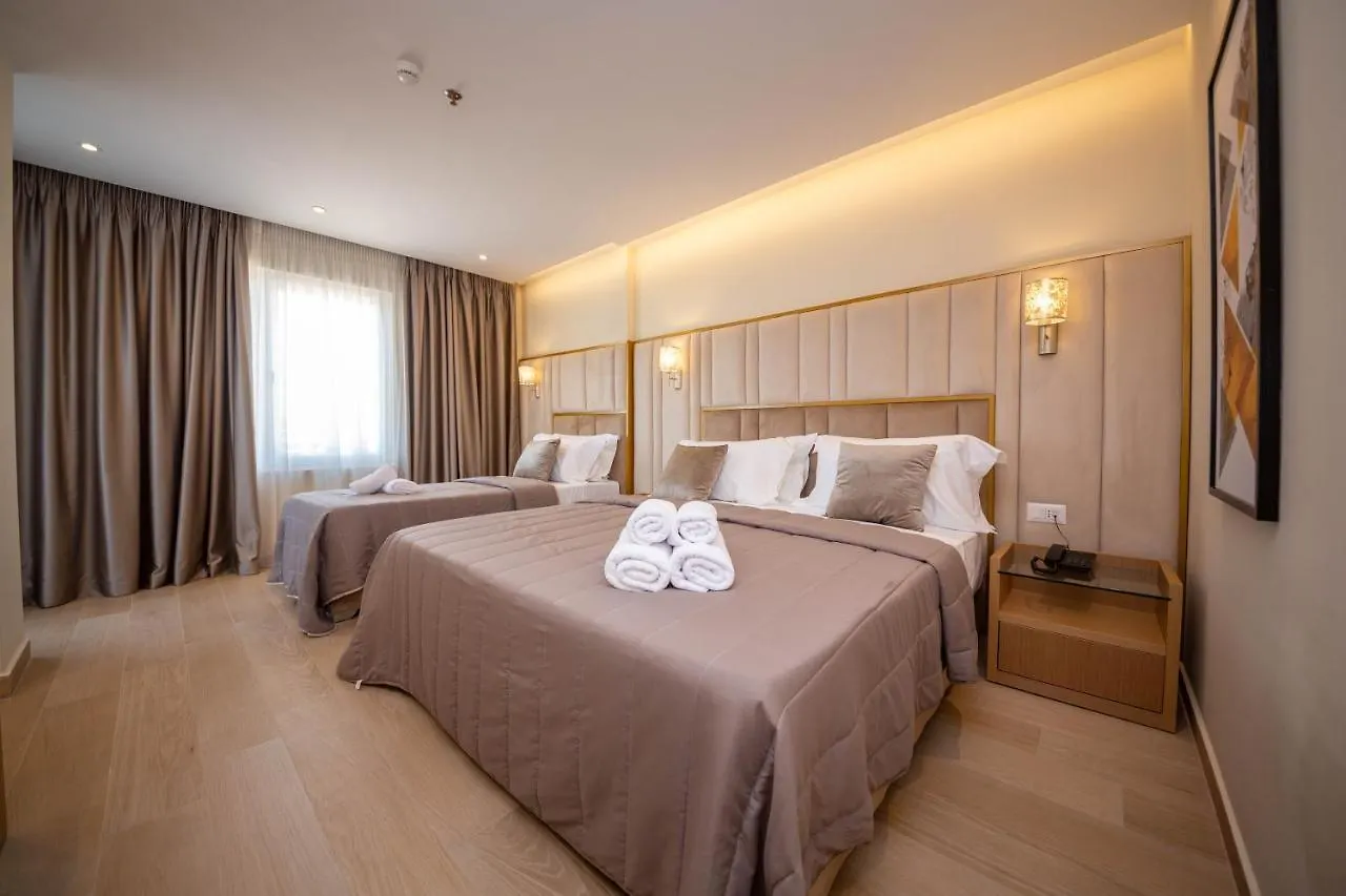 Merar Hotel Golem   Golem (Tirana)